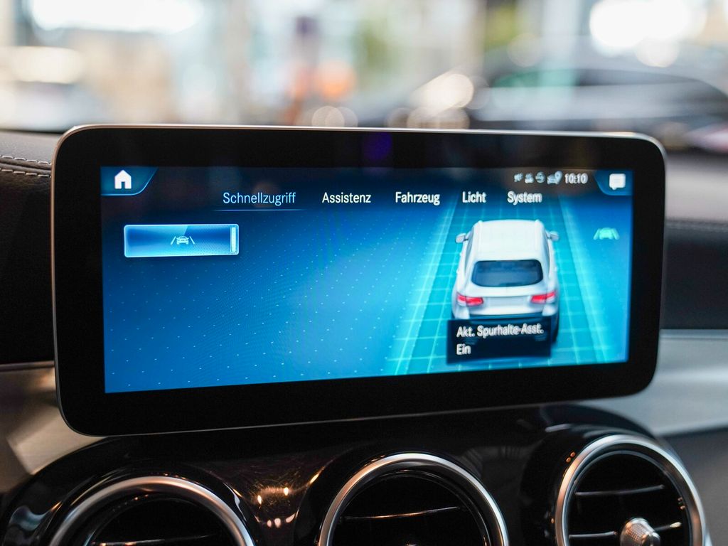 Mercedes-Benz GLC 300 2021