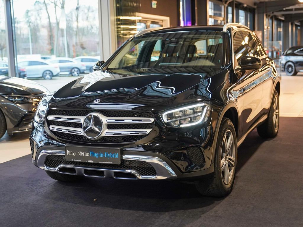 Mercedes-Benz GLC 300 2021