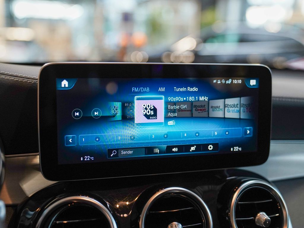 Mercedes-Benz GLC 300 2021