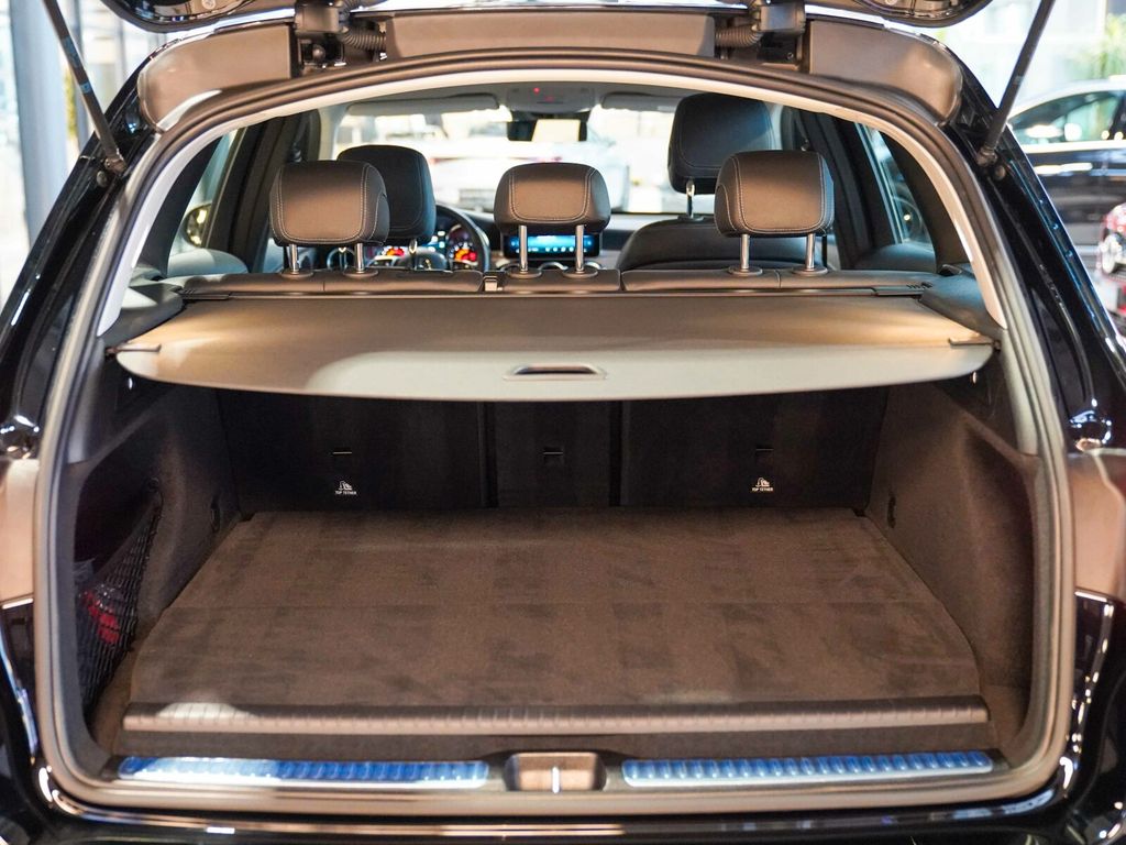 Mercedes-Benz GLC 300 2021