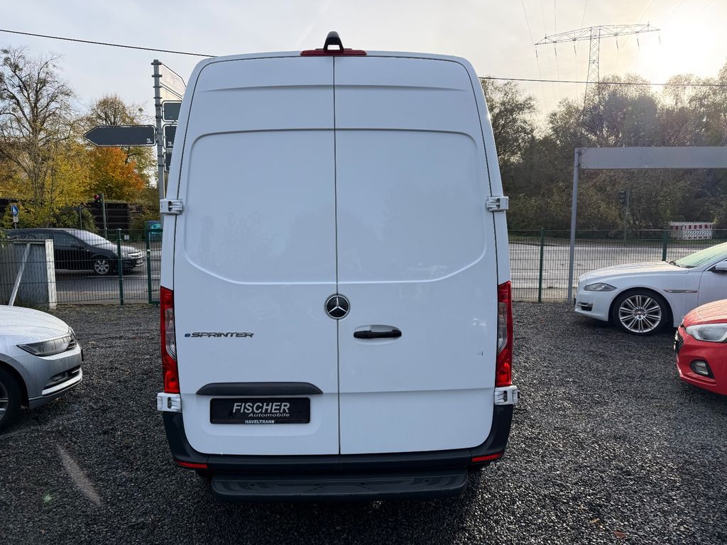 Mercedes-Benz Sprinter 2021