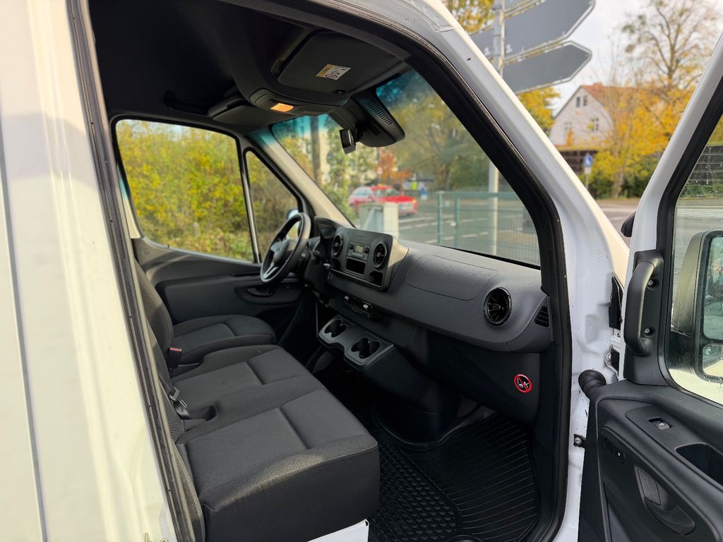 Mercedes-Benz Sprinter 2021