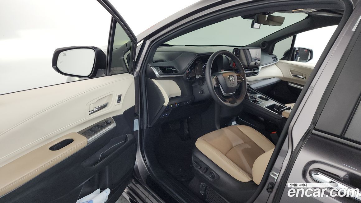 Toyota Sienna 2024