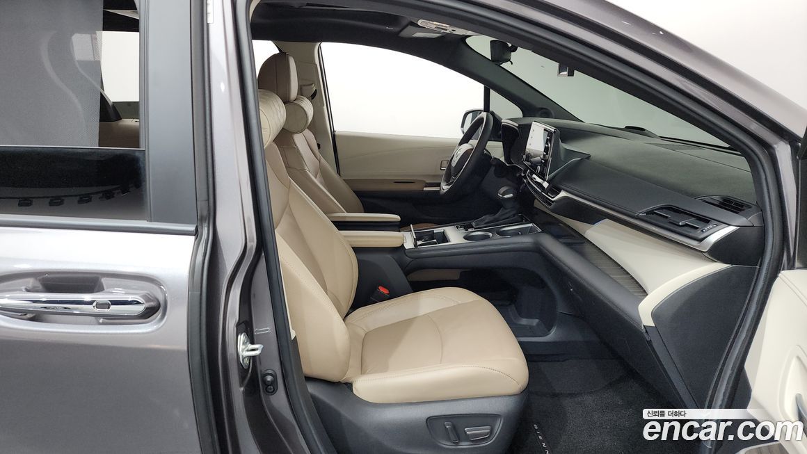 Toyota Sienna 2024