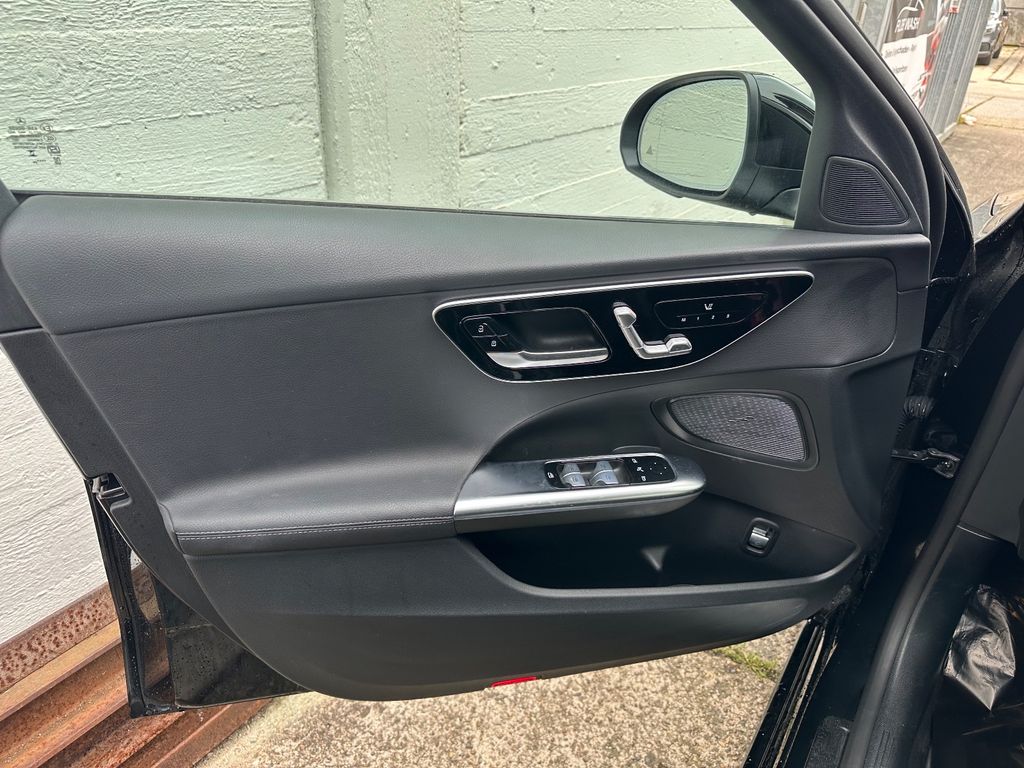 Mercedes-Benz C 200 2024