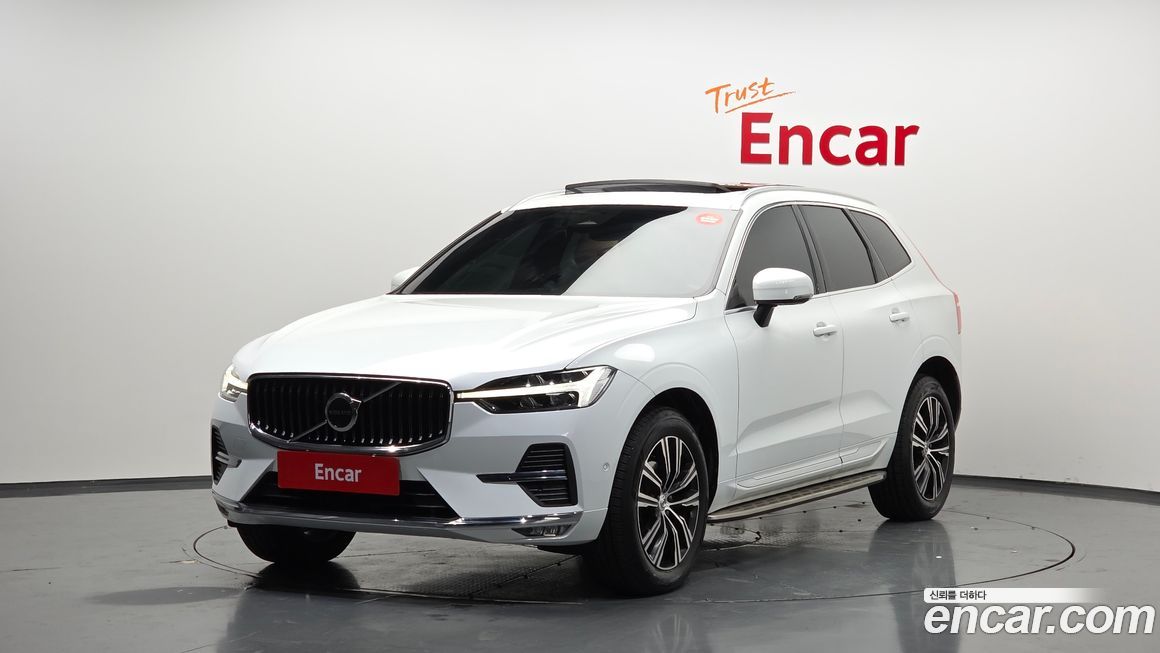 Volvo XC60 2022