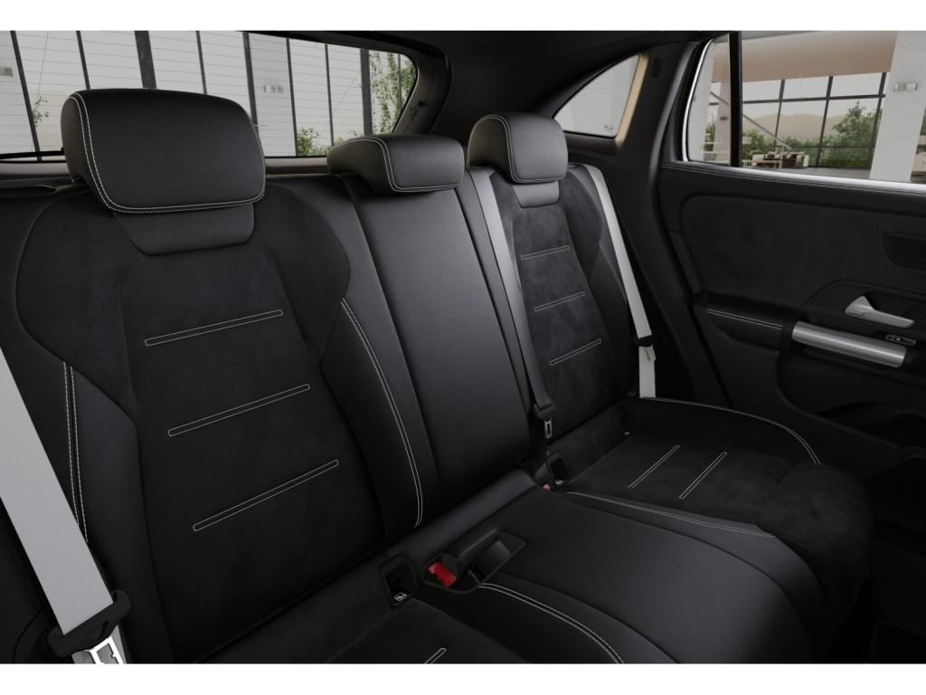 Mercedes-Benz GLA 200 2026