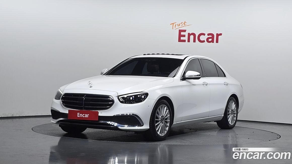 Mercedes-Benz E-Class 2021