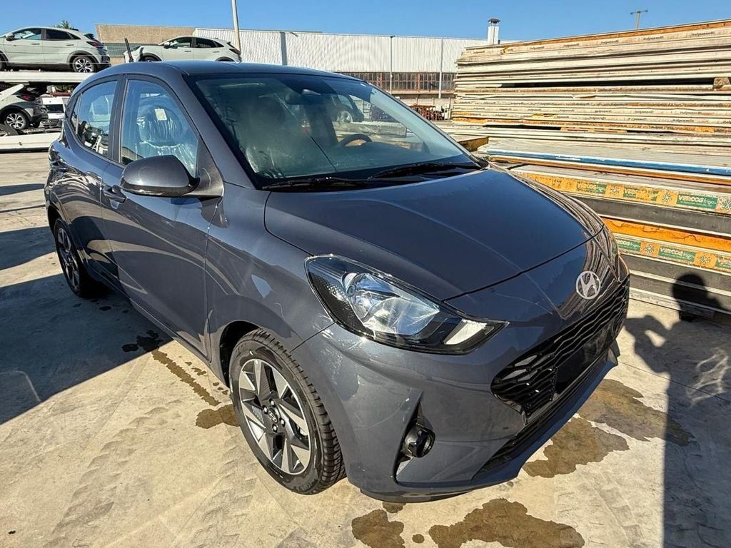 Hyundai i10 2025