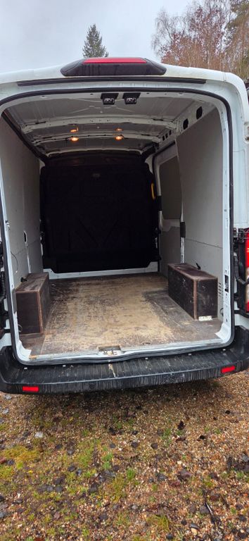 Ford Transit 2021