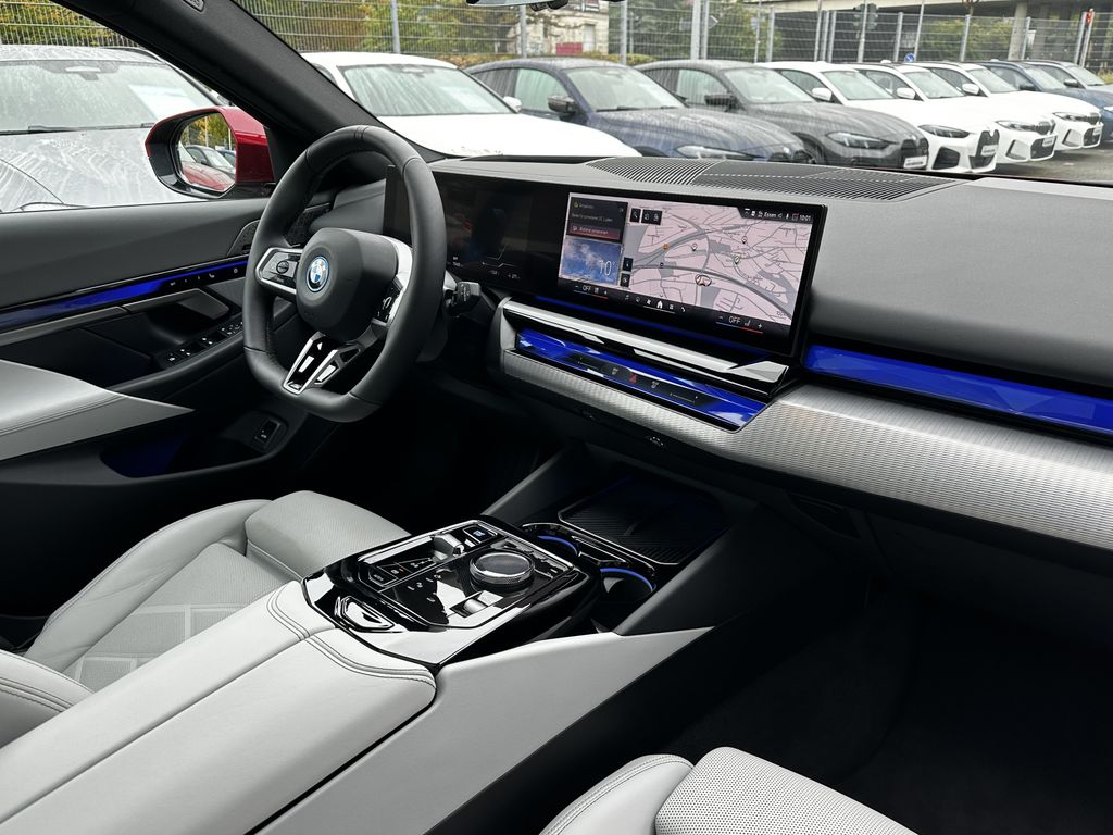 BMW i5 2025
