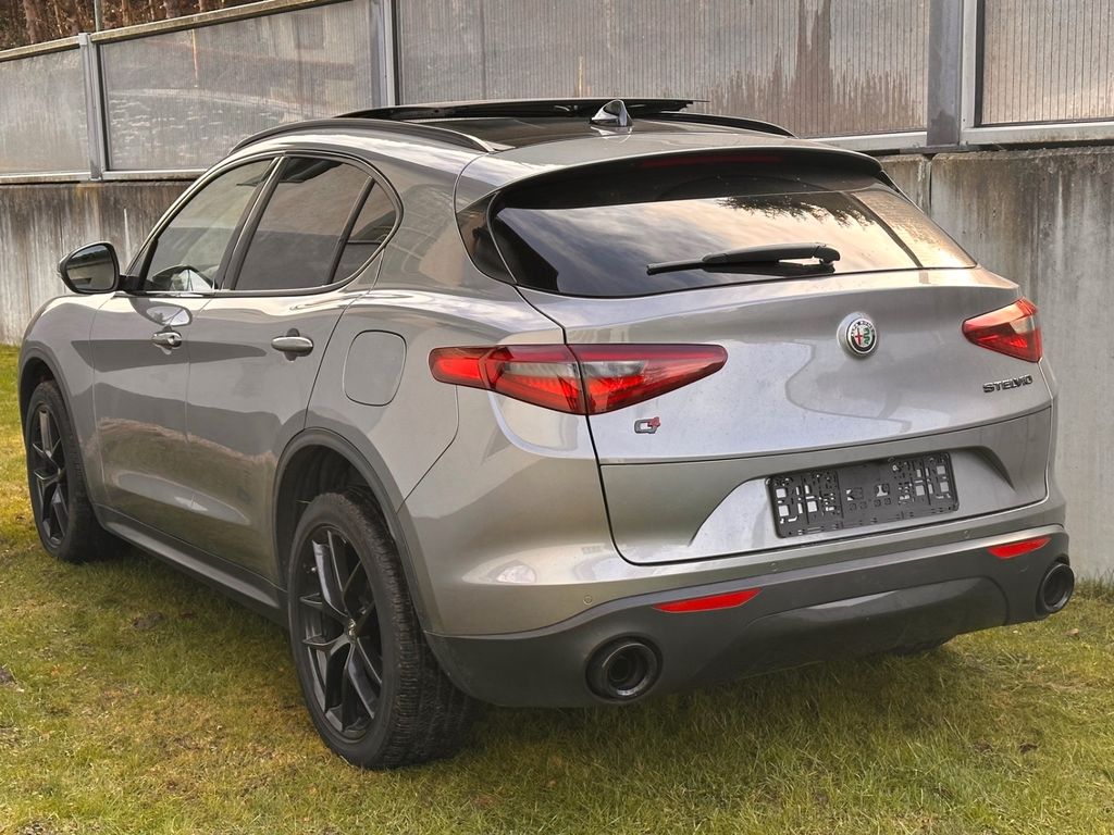 Alfa Romeo Stelvio 2020