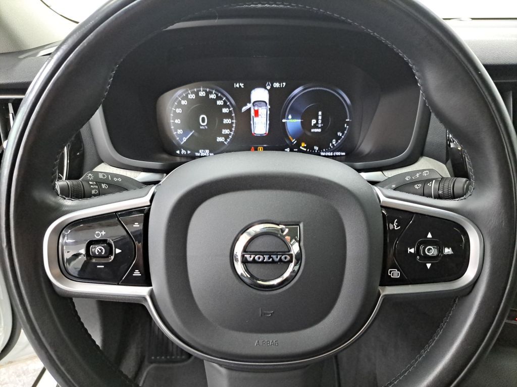 Volvo V60 2022