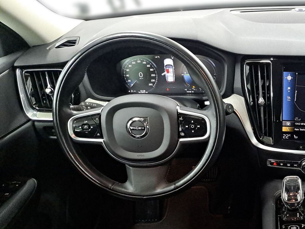 Volvo V60 2022