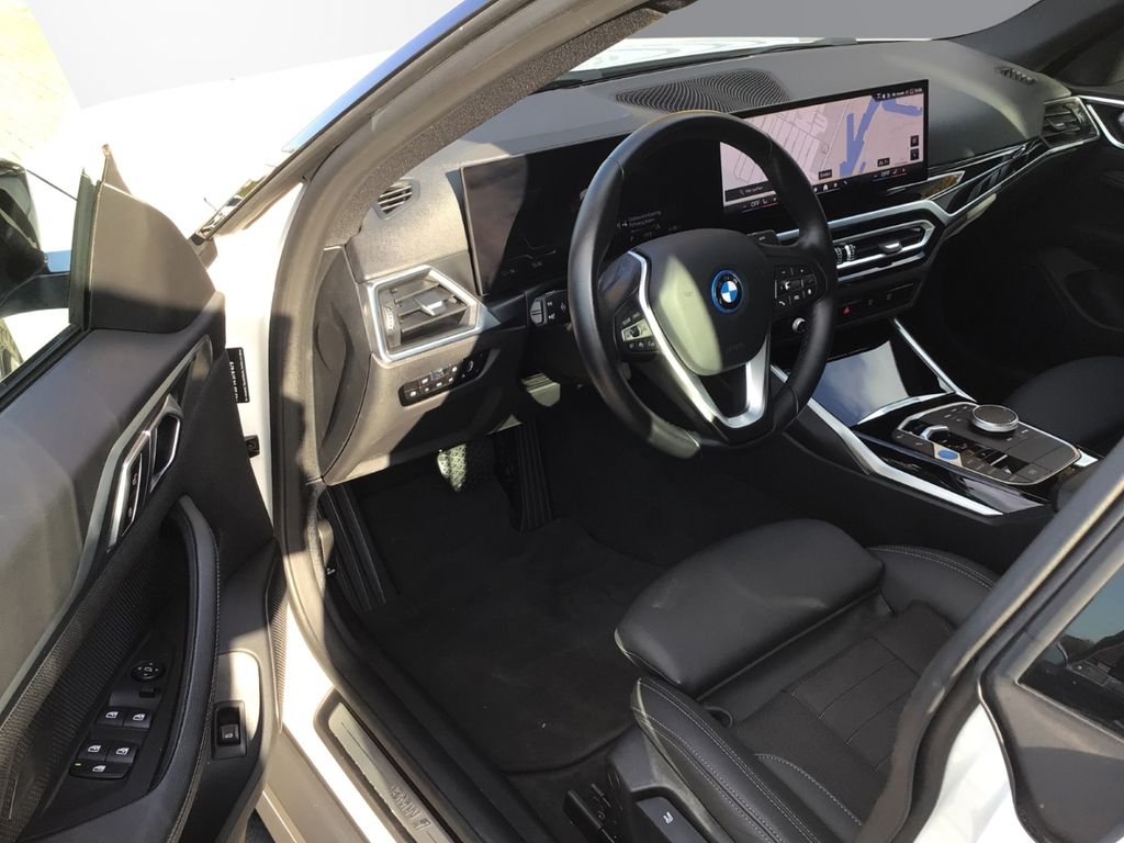 BMW i4 2023