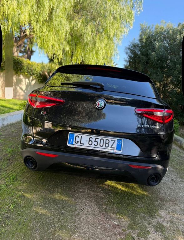 Alfa Romeo Stelvio 2022