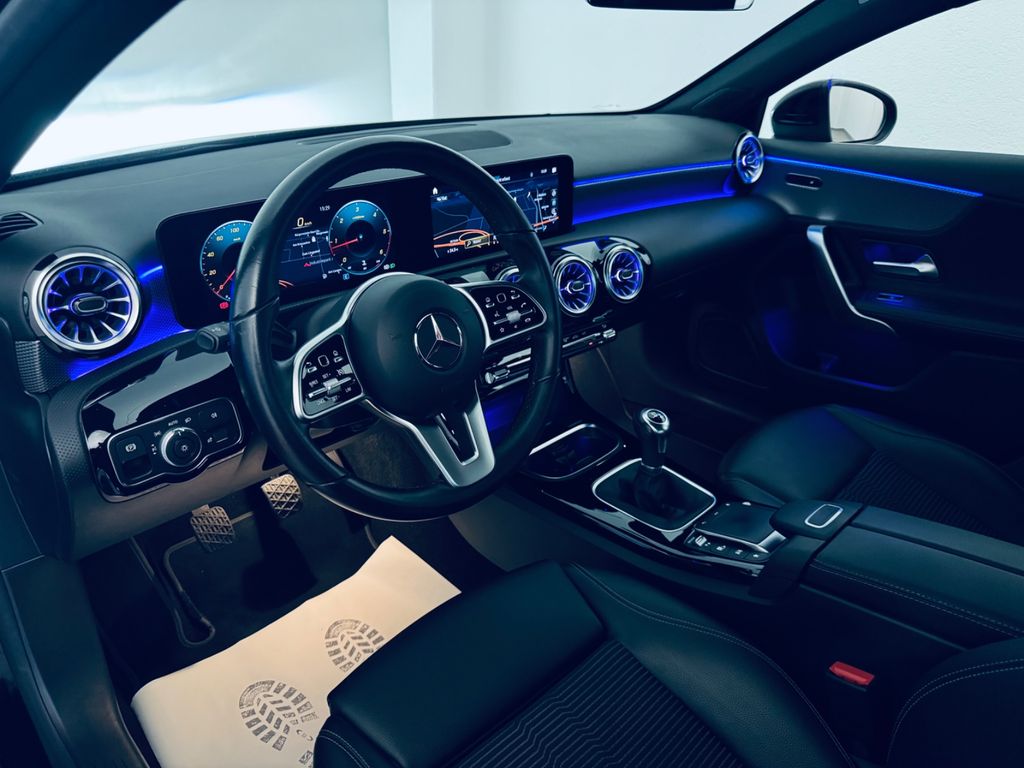 Mercedes-Benz A 180 2021