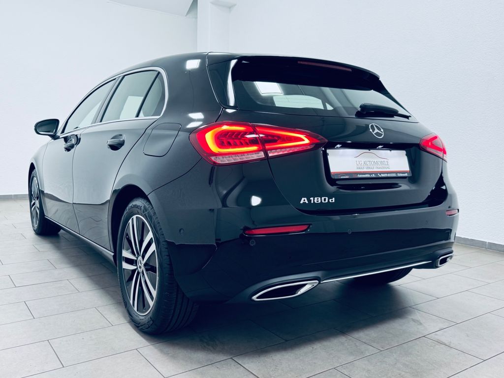 Mercedes-Benz A 180 2021
