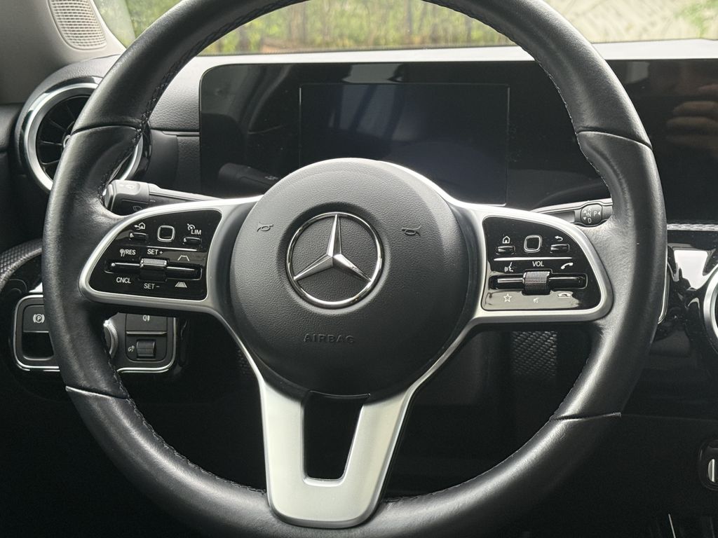 Mercedes-Benz CLA 220 2022