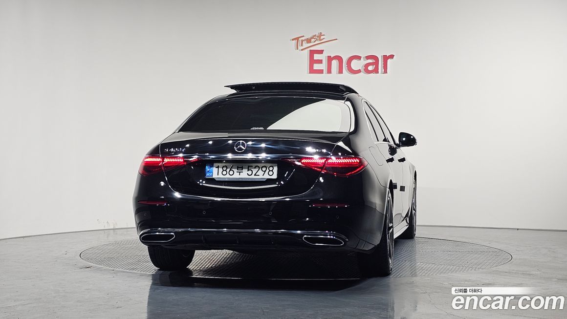 Mercedes-Benz S-Class 2022