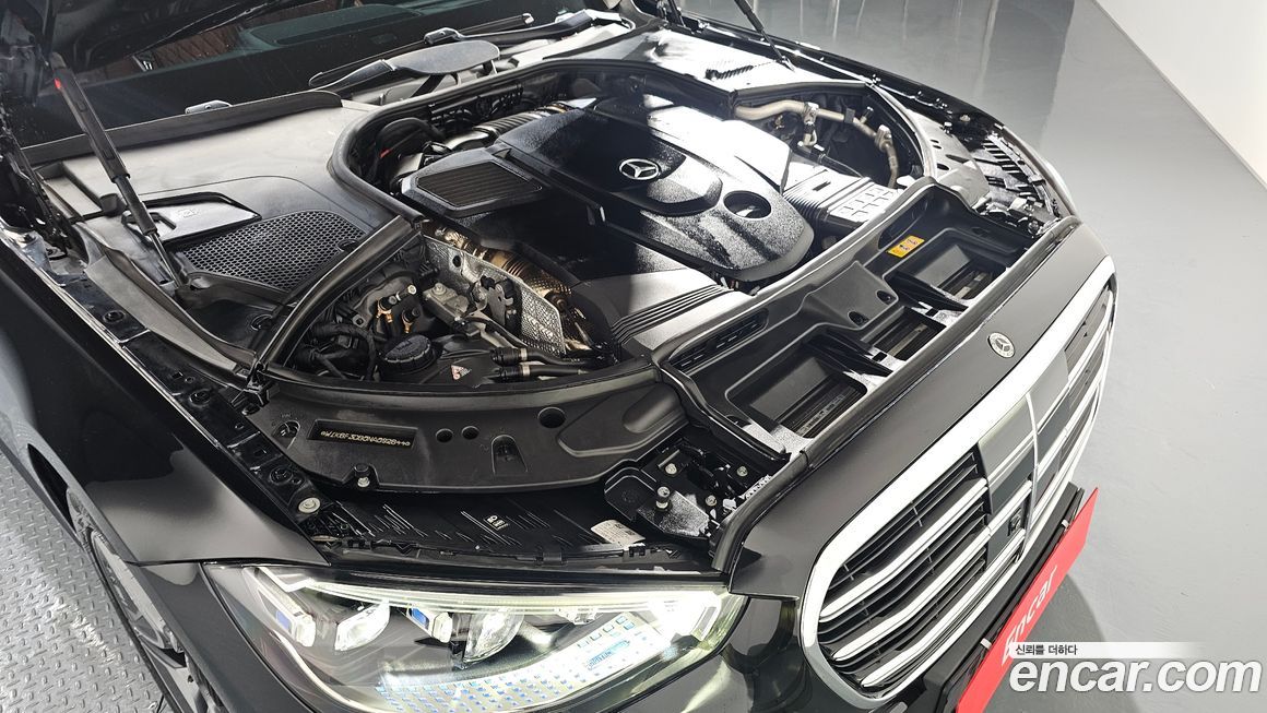 Mercedes-Benz S-Class 2022