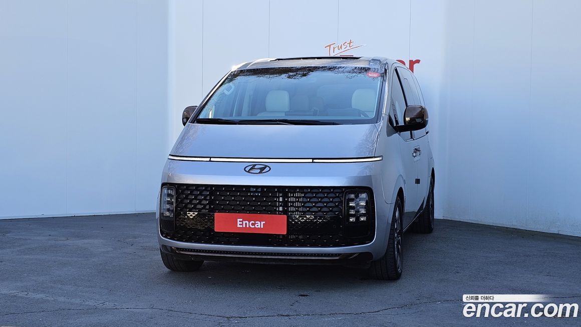 Hyundai Staria 2023