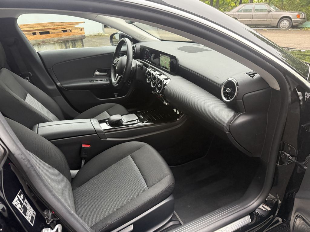 Mercedes-Benz CLA 220 2022