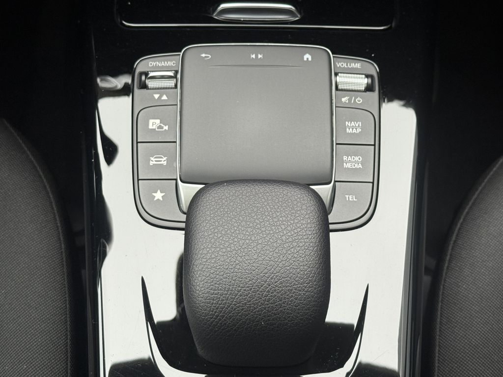 Mercedes-Benz CLA 220 2022