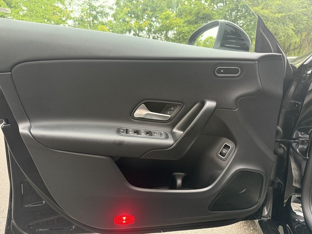 Mercedes-Benz CLA 220 2022