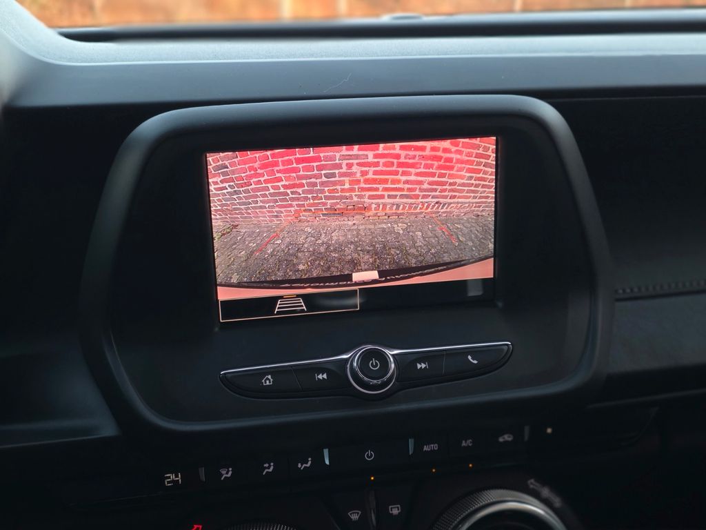 Chevrolet Camaro 2023