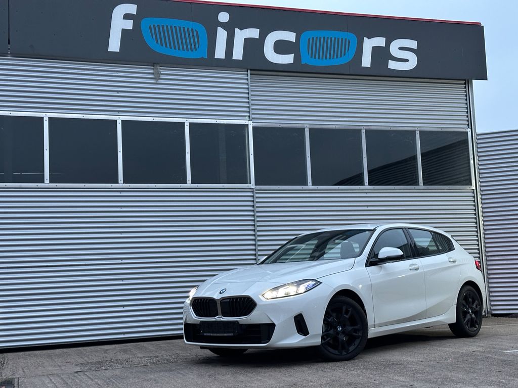 BMW 118 2024