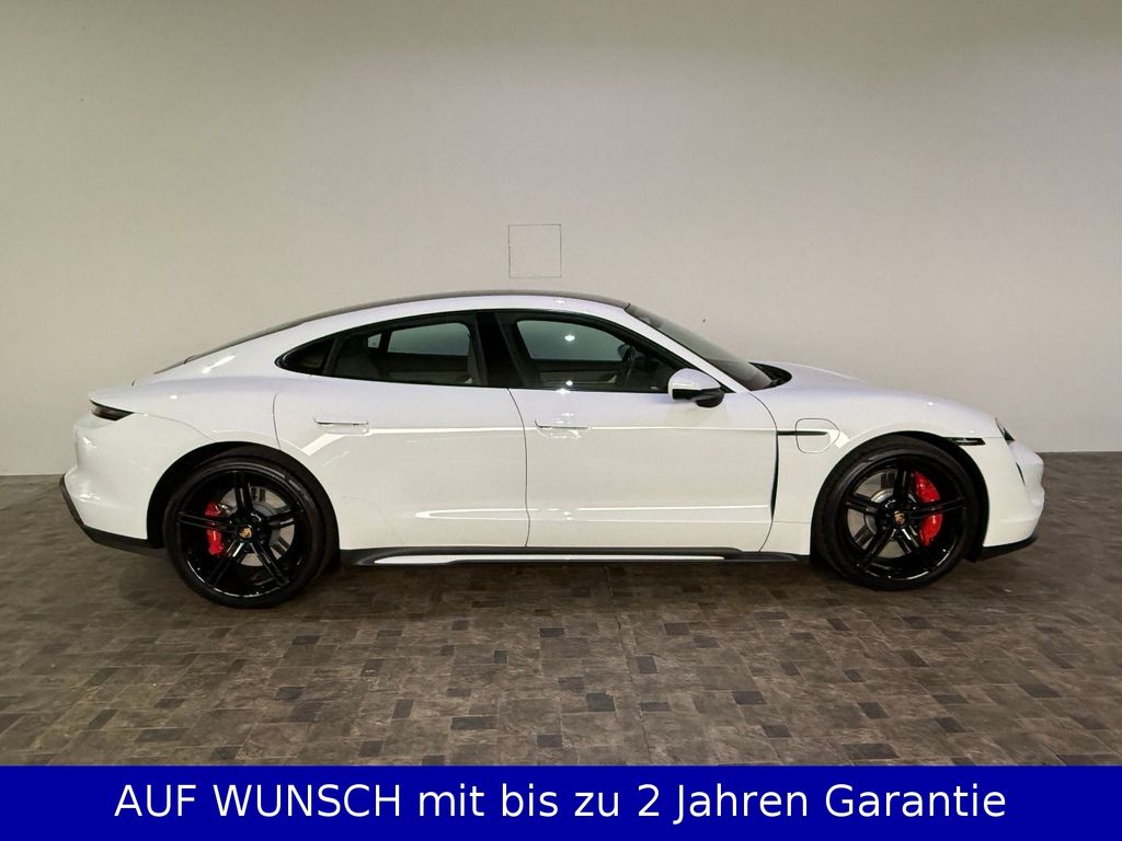 Porsche Taycan 2021
