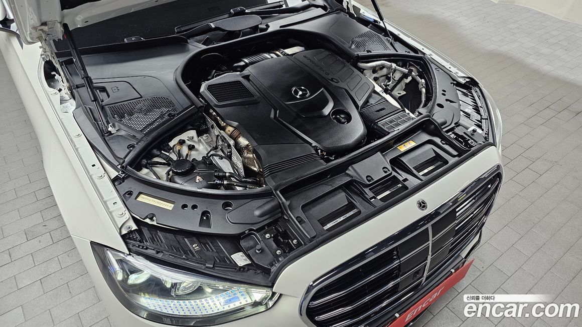 Mercedes-Benz S-Class 2022