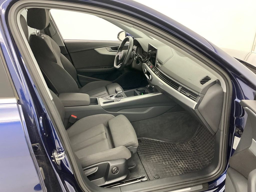 Audi A4 2020