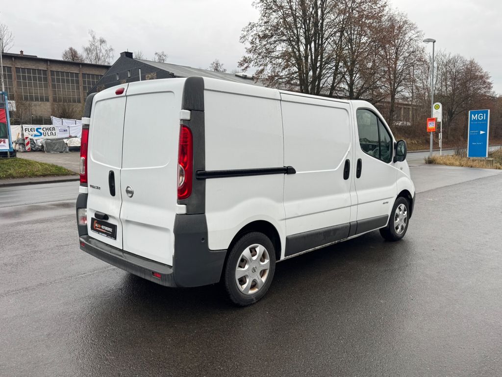 Nissan Primastar 2011