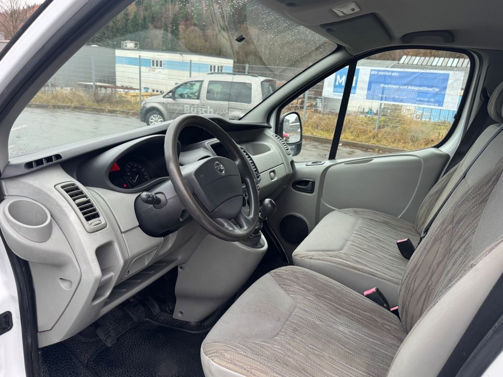 Nissan Primastar 2011