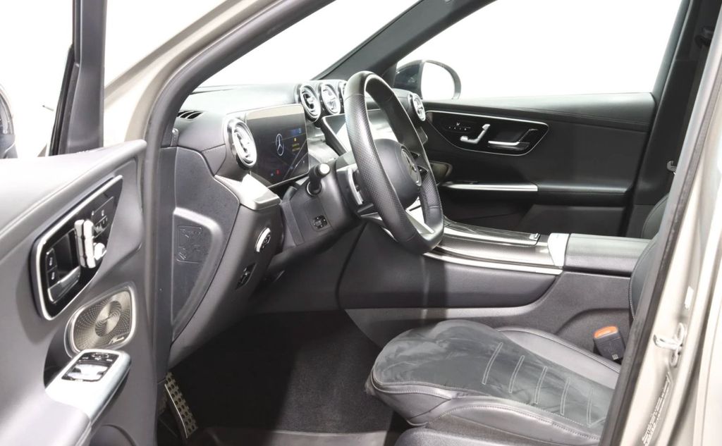 Mercedes-Benz GLC 300 2024