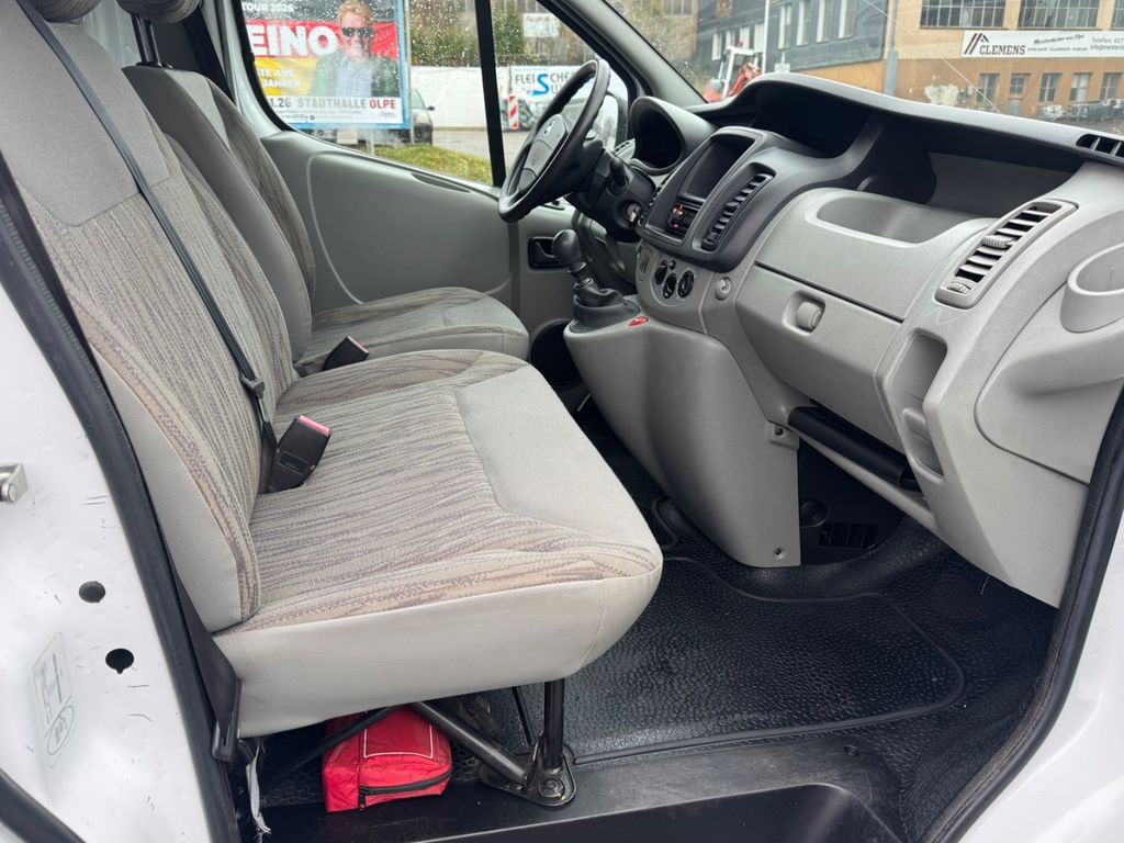 Nissan Primastar 2011