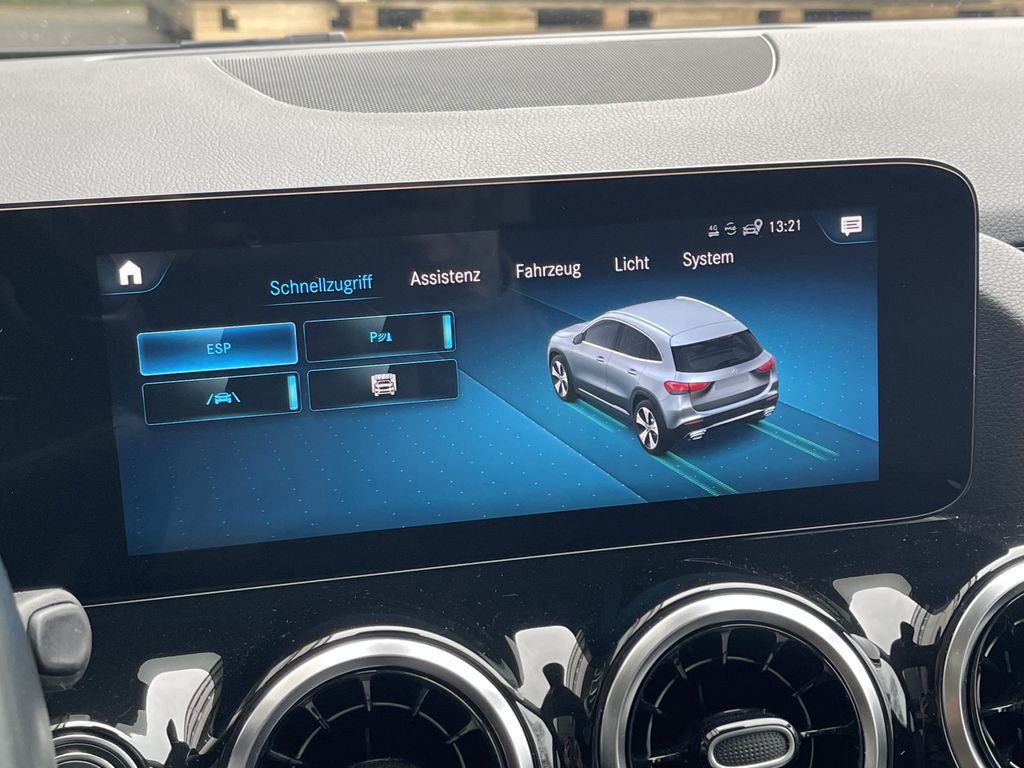 Mercedes-Benz GLA 220 2021