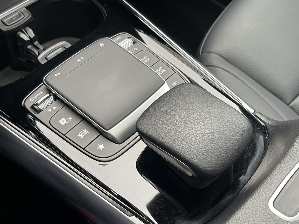 Mercedes-Benz GLA 220 2021