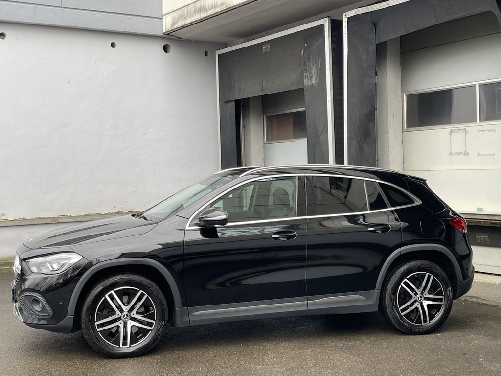 Mercedes-Benz GLA 220 2021