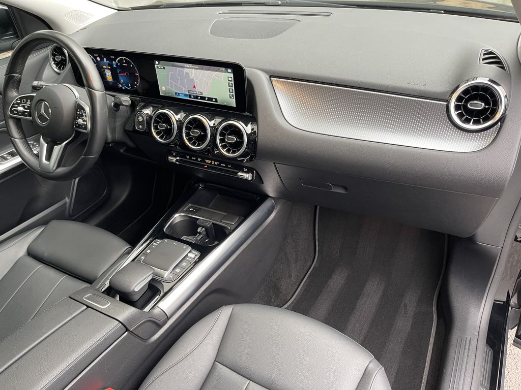 Mercedes-Benz GLA 220 2021