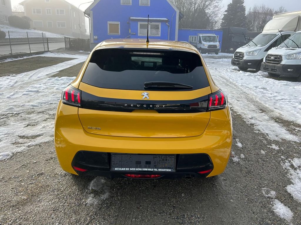 Peugeot 208 2023