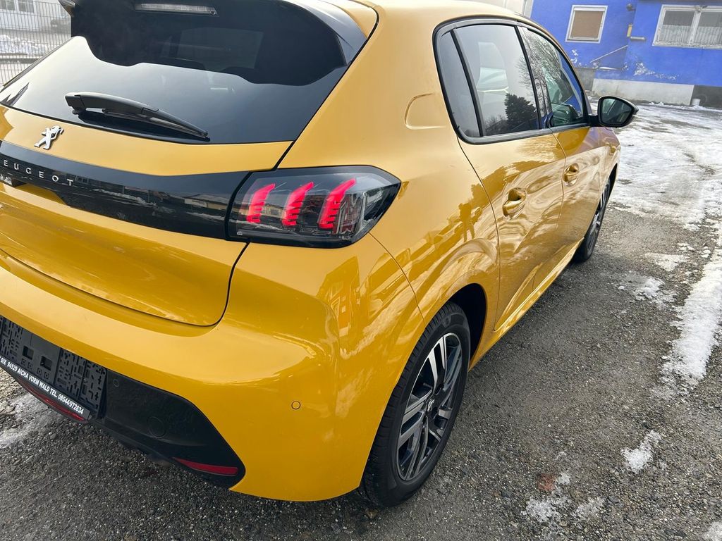 Peugeot 208 2023