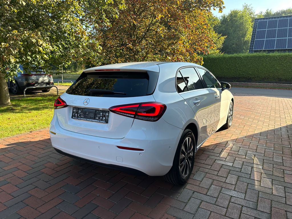 Mercedes-Benz A 180 2022