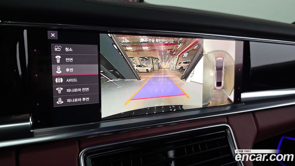 Porsche Panamera 2021