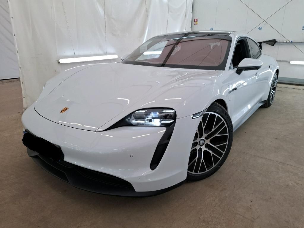 Porsche Taycan 2021