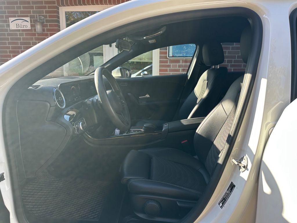 Mercedes-Benz A 180 2022