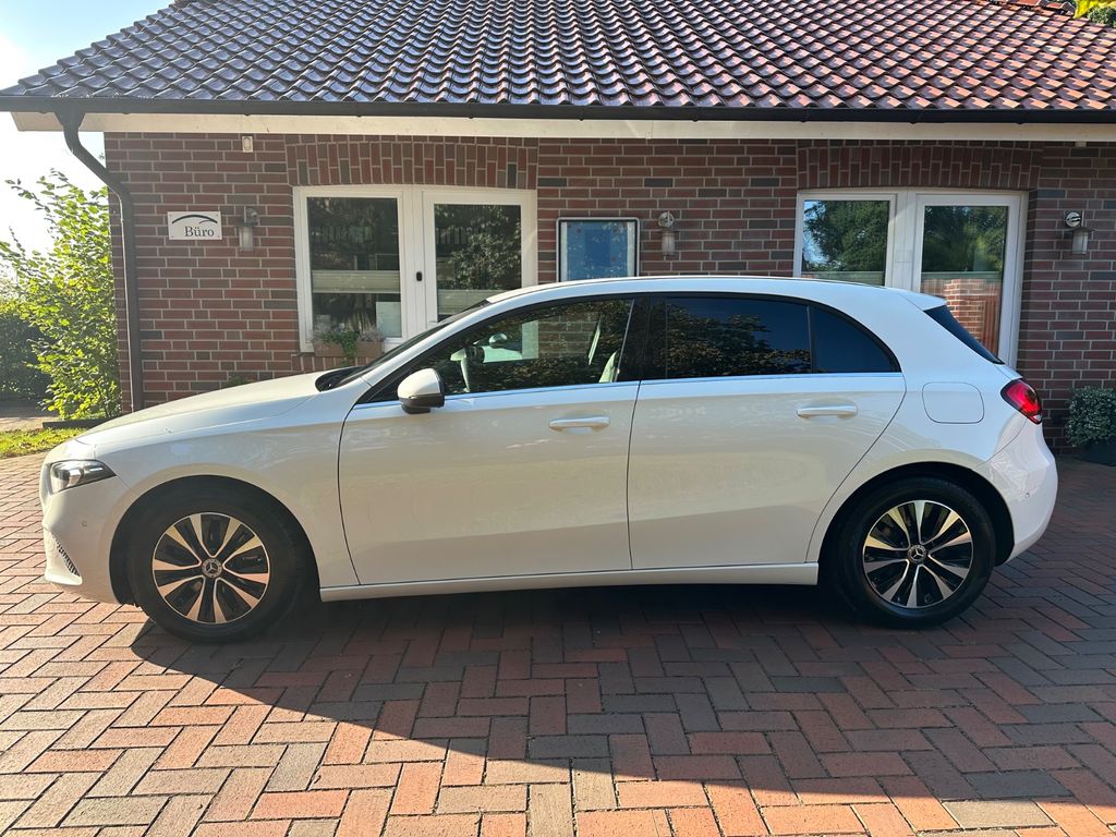 Mercedes-Benz A 180 2022