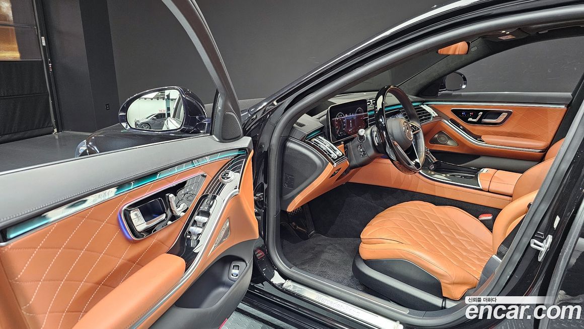 Mercedes-Benz S-Class 2023